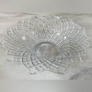 Etched Glass Bowl with beautiful flower rim shape